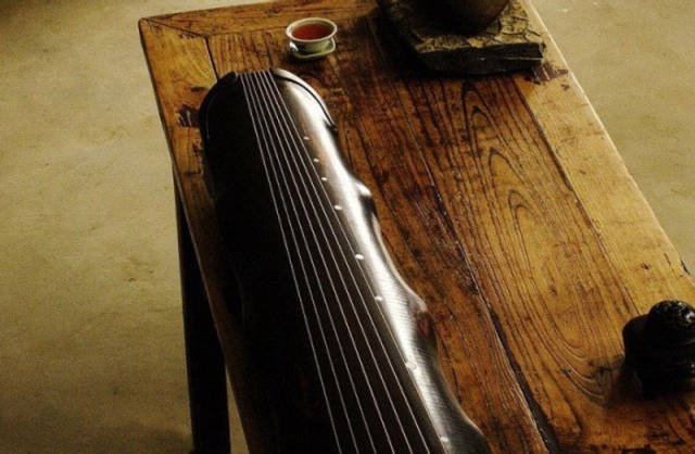 湖北省古琴蕴含的传统文化，一把古琴制备出来要两年的时间